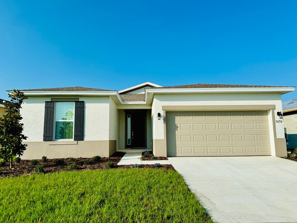 Foto principal - 5670 SW 77th Ave