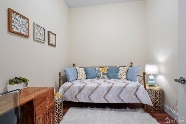 Foto del edificio - 4143 County Rd 516