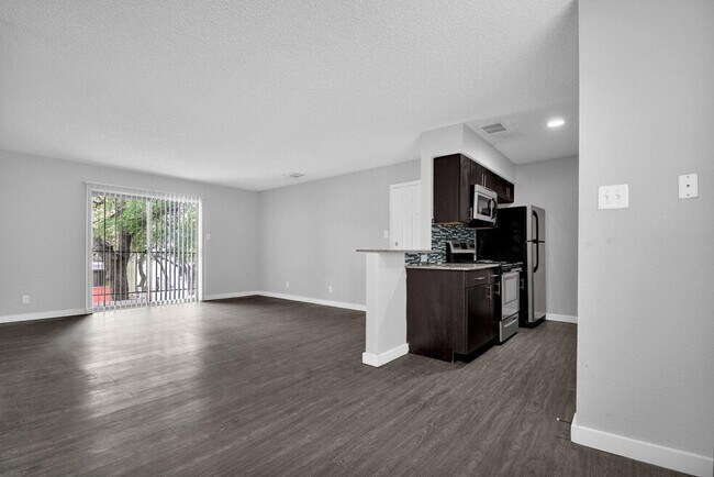 Building Photo - Grove