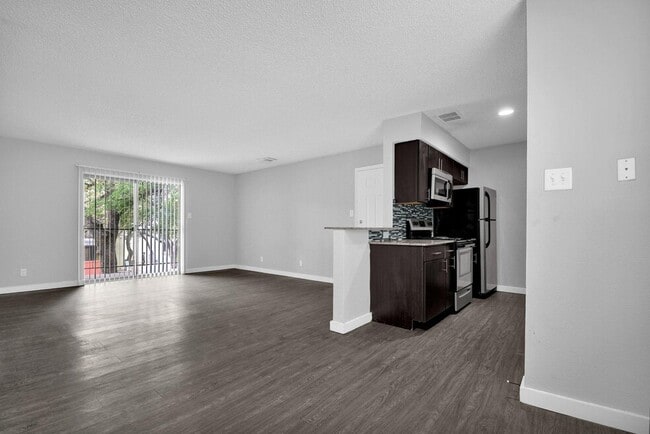 Building Photo - Grove