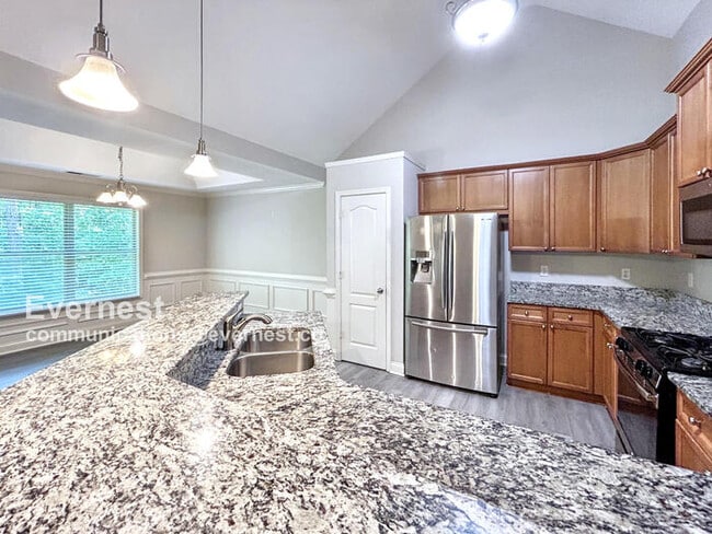 Building Photo - 215 Bridgemill Dr