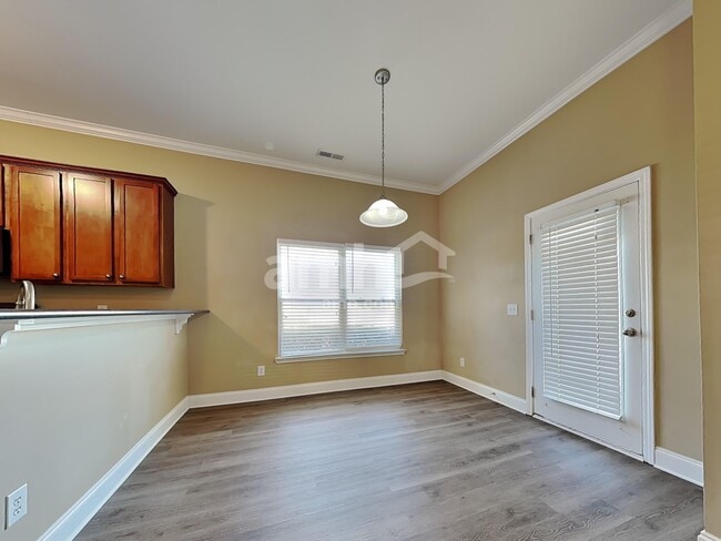 Foto del edificio - 65 Heritage Pky