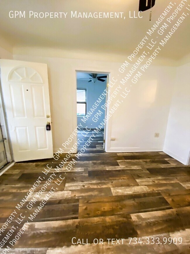 Foto del edificio - Lincoln Park Rental Home!