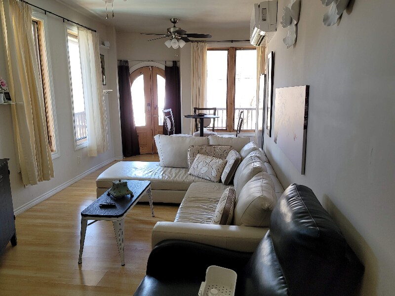 Foto principal - 6319 Llano Ave