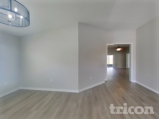 Foto del edificio - 6046 Eagle Pointe Dr