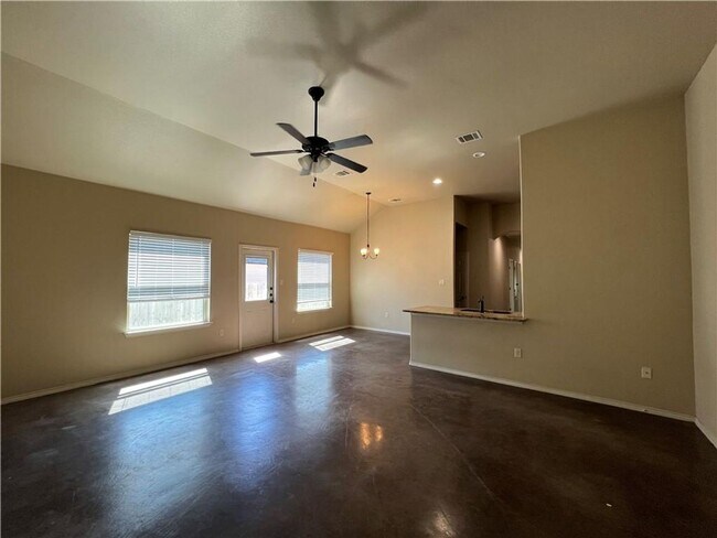 Foto del edificio - P2-179 Joanne Loop Buda, TX 78610