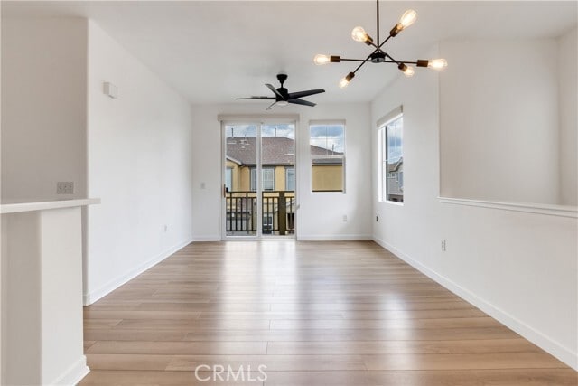 Foto del edificio - 5455 Mandarin Cove