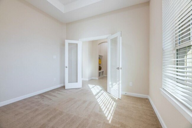 Foto del edificio - 19642 Travis Cannon Ln