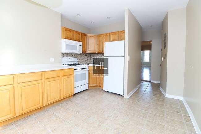 Foto del edificio - 724 Bergen St