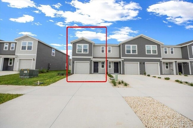 Building Photo - 6584 SW 81st Loop