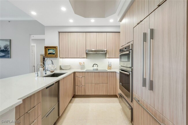 Building Photo - 2728 Tiburon Blvd E
