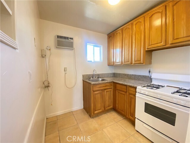 Foto del edificio - 24170 Sunnymead Boulevard