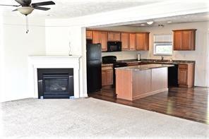 Foto del edificio - 211 Grace Manor Dr