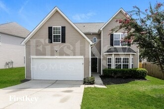 Building Photo - 8414 Oak Dr