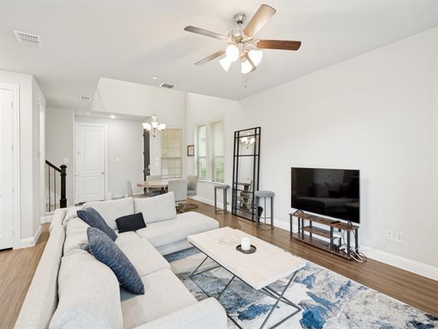 Foto del edificio - 3053 Galveston St