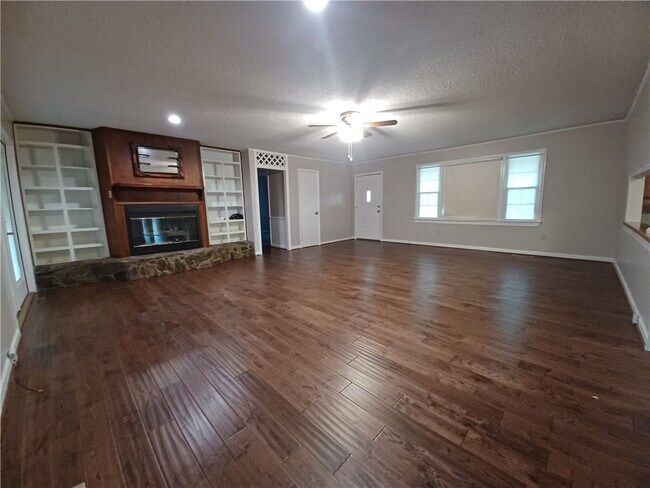 Building Photo - 1251 SC-59