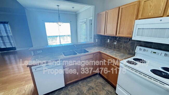 Foto del edificio - 4625 Burbank Dr