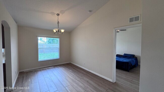 Foto del edificio - 1690 Canon Ave NW