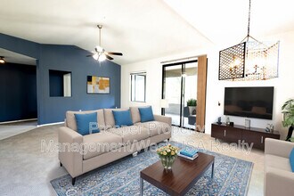 Building Photo - 15252 N 100th St