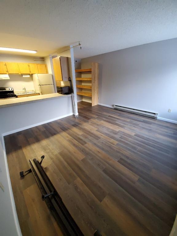 Foto del edificio - 110 S. Park Ave. Unit 103