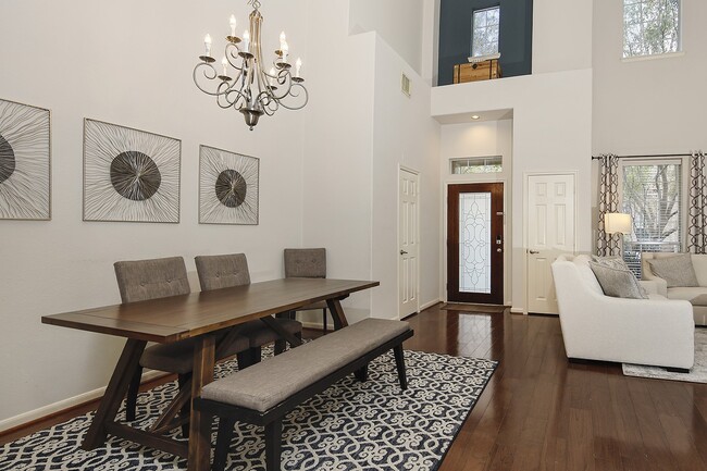 Building Photo - 43 Crocus Petal St