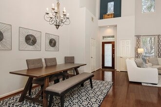 Building Photo - 43 Crocus Petal St