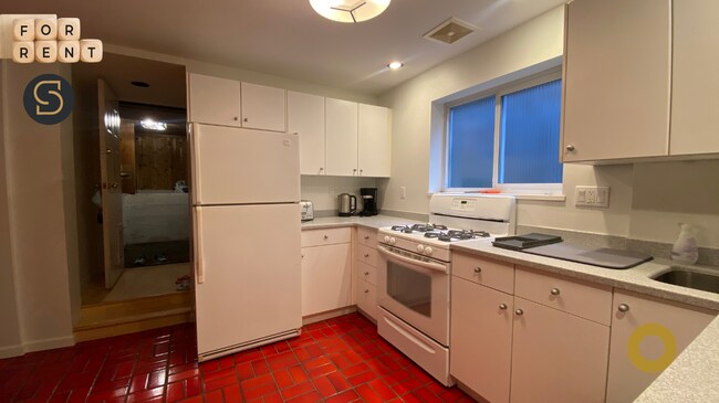 Photo du bâtiment - 630 29th St W