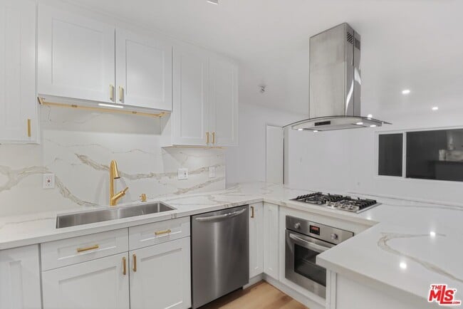 Foto del edificio - 1222 N Olive Dr