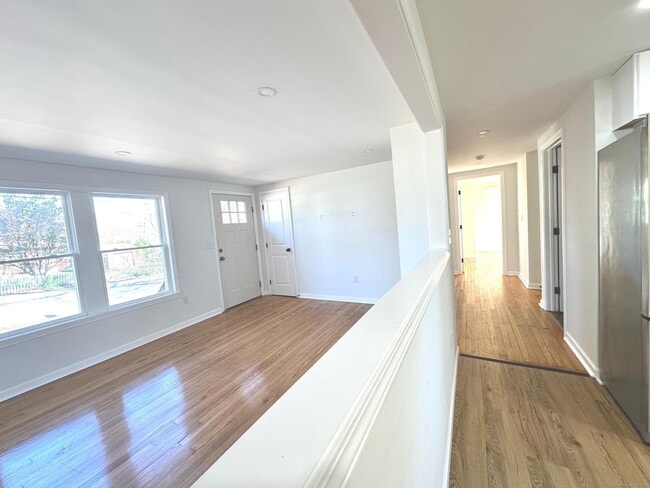 Building Photo - 32 Quarry St