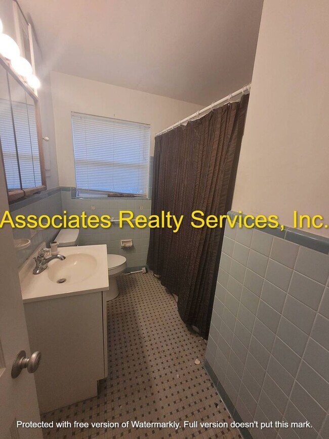 Foto del edificio - AVAILABLE NOW!!   4 bedroom in NW Gainesvi...