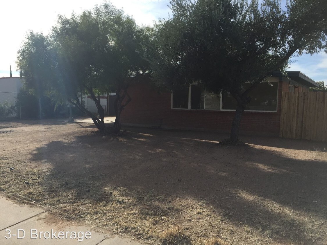 Primary Photo - 3 br, 2 bath House - 3312 S. Kolb Rd.