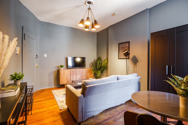 Foto del edificio - 104 W 83rd St