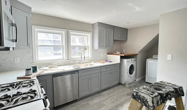 Foto del edificio - 16 Long Ave