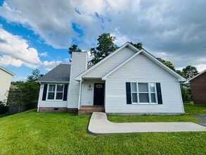 Building Photo - 205 Broce Dr
