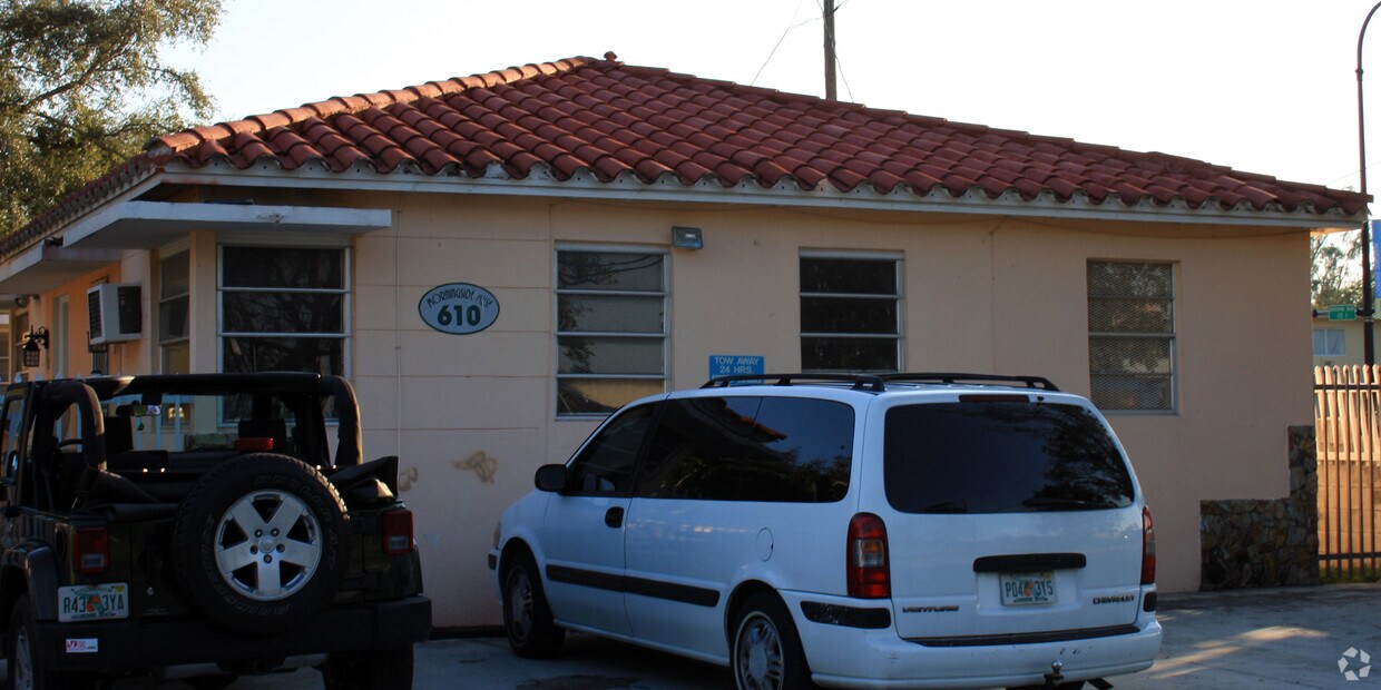 Primary Photo - 610-618 NE 64th Ter