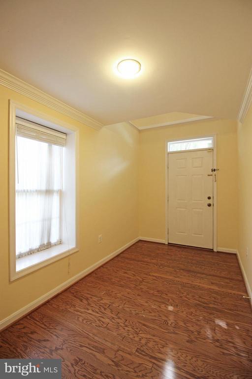 Foto del edificio - 11799 Valley Ridge Cir