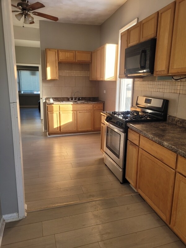 Foto del edificio - 8534 S Burley Ave