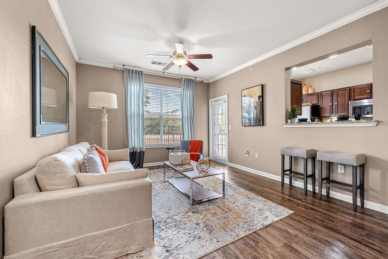 Marquis at Crown Ridge Apartments in San Antonio, TX