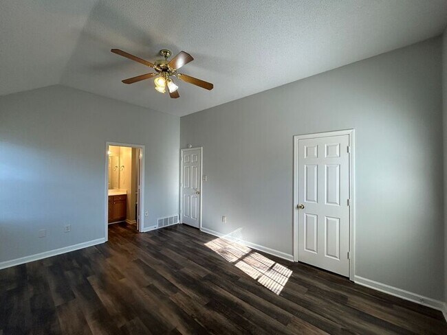 Foto del edificio - 4539 Cedargreen Cove