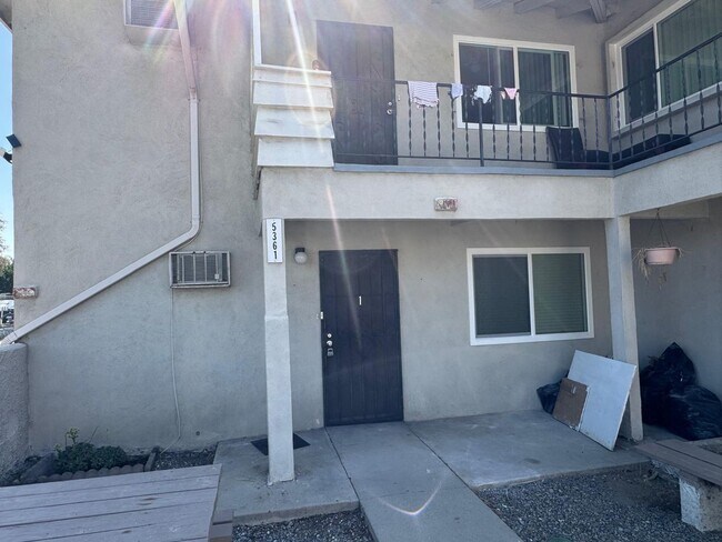 Foto del edificio - 5351 Maitland St