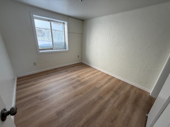 Foto del edificio - 190 Ashworth Ave