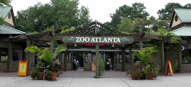 1 mile to Grant Park/Zoo Atlanta - 631 Woodland Ave SE