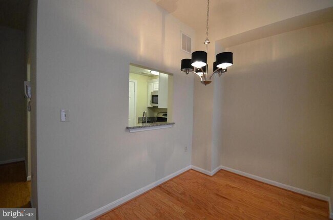 Foto del edificio - 1931 Belmont Rd NW