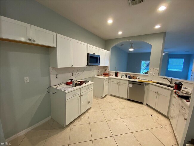 Foto del edificio - 3 br, 2.5 bath House - 9059 Plymouth Pl