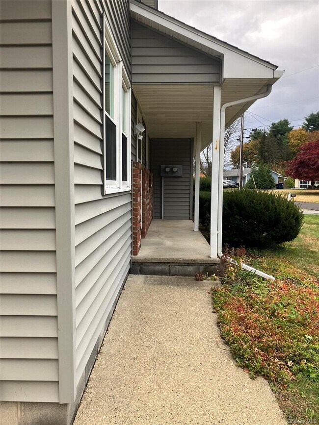 Foto del edificio - 48 Jefferson Rd