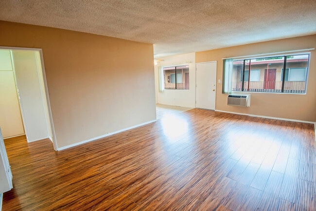 Building Photo - 8145 Langdon Ave