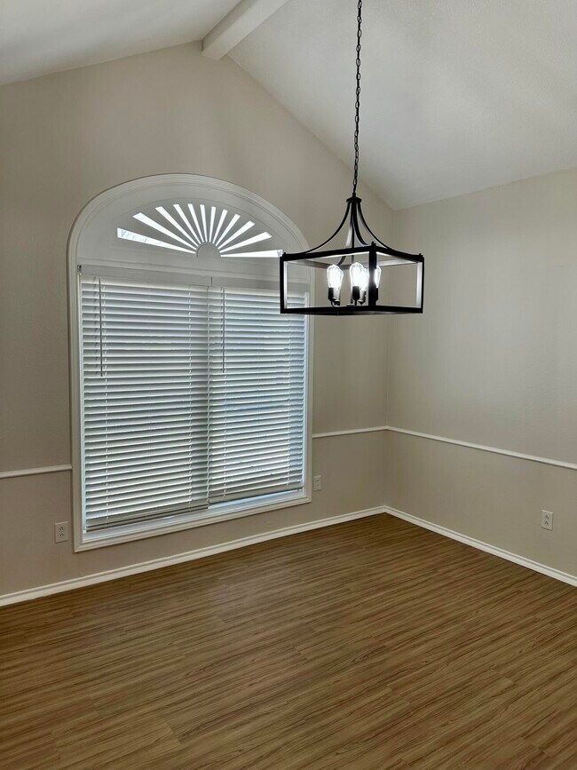 Foto del edificio - 5821 80th St