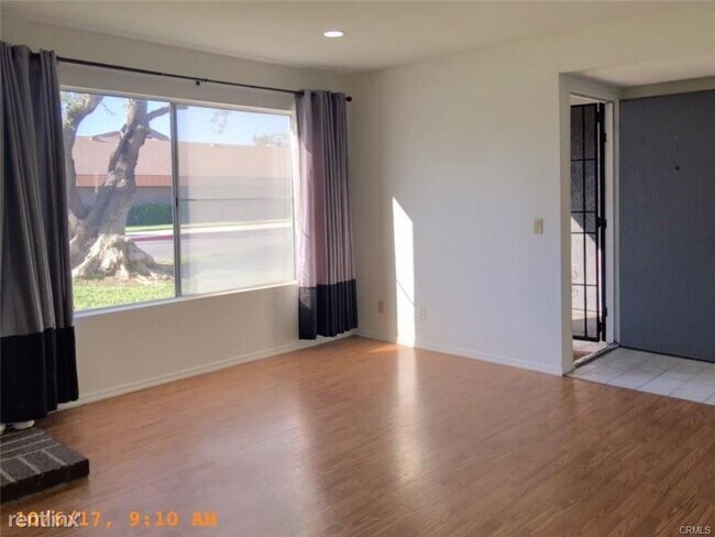 Foto del edificio - 6122 Hefley St