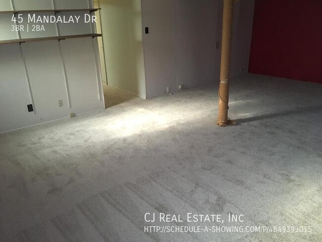 Foto del edificio - 45 Mandalay Dr