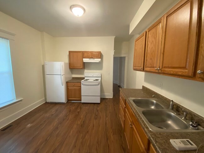 Foto del edificio - 82 Dana Ave